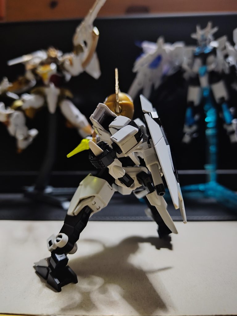 キングコアガンダム＆コアナイト–2枚目/制作者：@hikaru_yuu