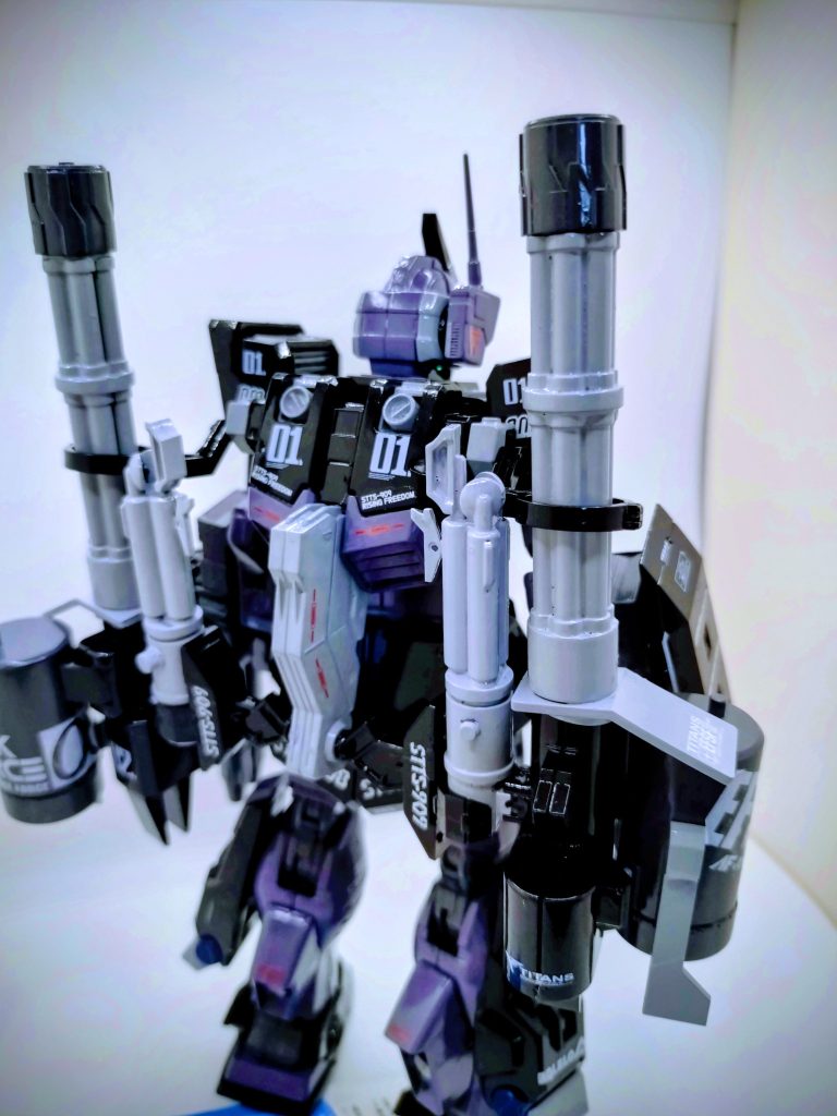 ジム・ドミナンス（フィリップ・ヒューズ機）–2枚目/制作者：中級ワゴン