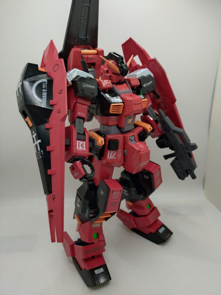 シールドブースターも追加装備してみました。