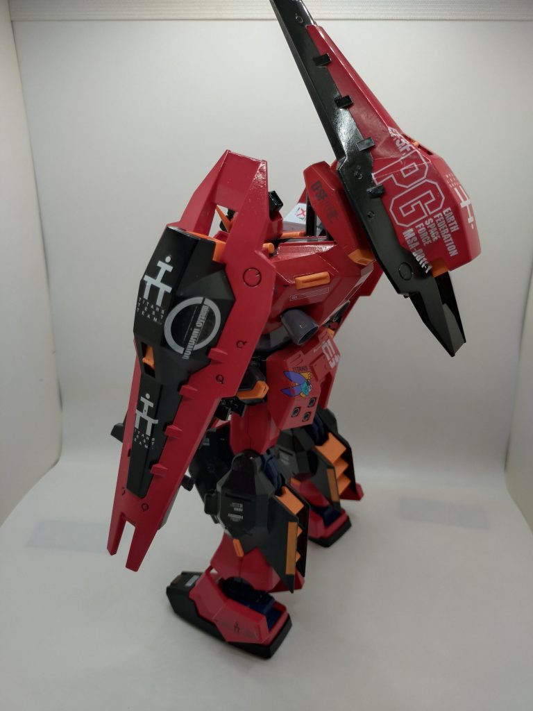 赤いヘイズル–5枚目/制作者：中級ワゴン