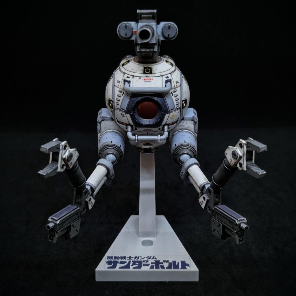 このキットはサンダーボルトデカールを貼れるスタンド付だったので、それを使いポージングですp(^^)q