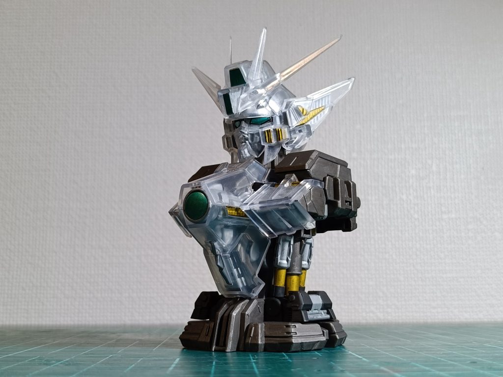 作品名：<p>息抜きにディスペイマーカーで適当に塗ってみたメカニカルバストゼロカス。 フレーム塗ってみるだけで印象変わるので、クリア版もいい味するなとつぶやいてみる。。 あと、結構指紋が付きやすいから、トップコート必須かと思いますた( [&hellip;]</p>
