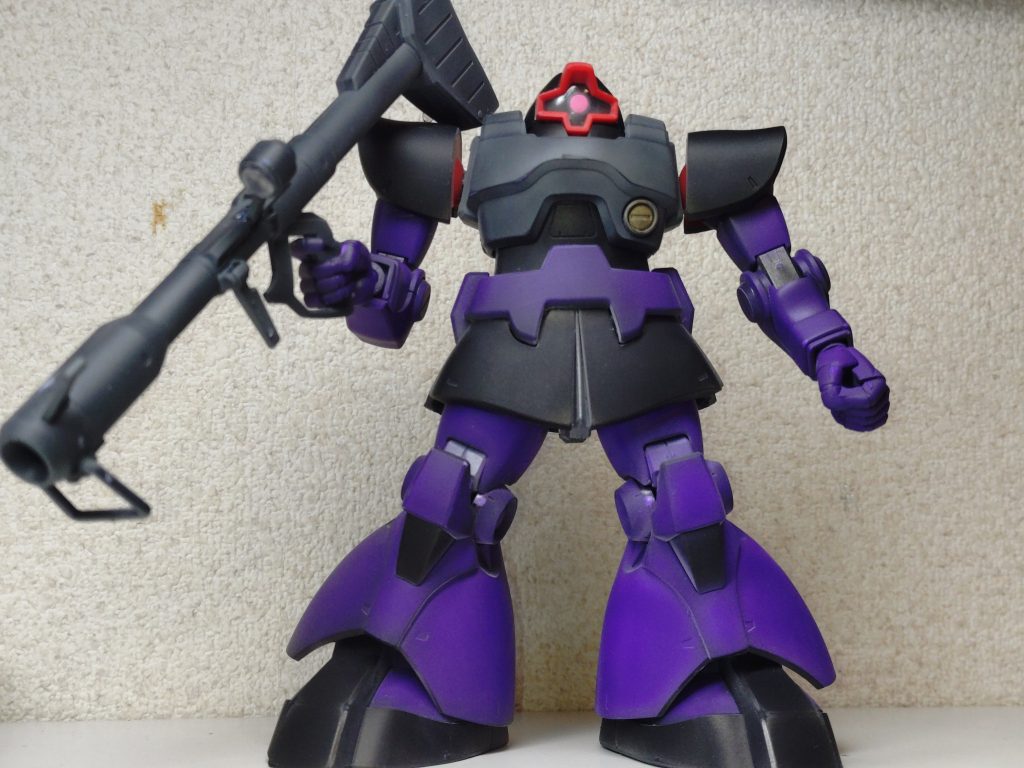 HGキットで部品点数は多くないので、塗装の実践教材としても良いキットでした。