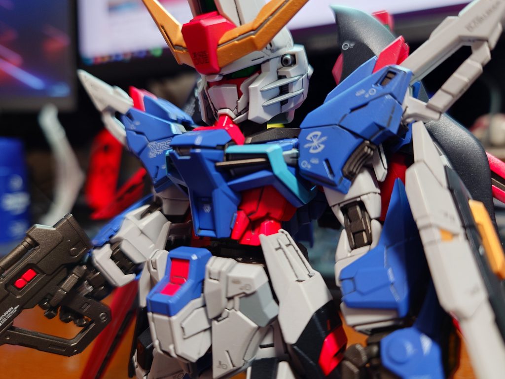 クリアーパールを混ぜ合わせて全塗装しました。