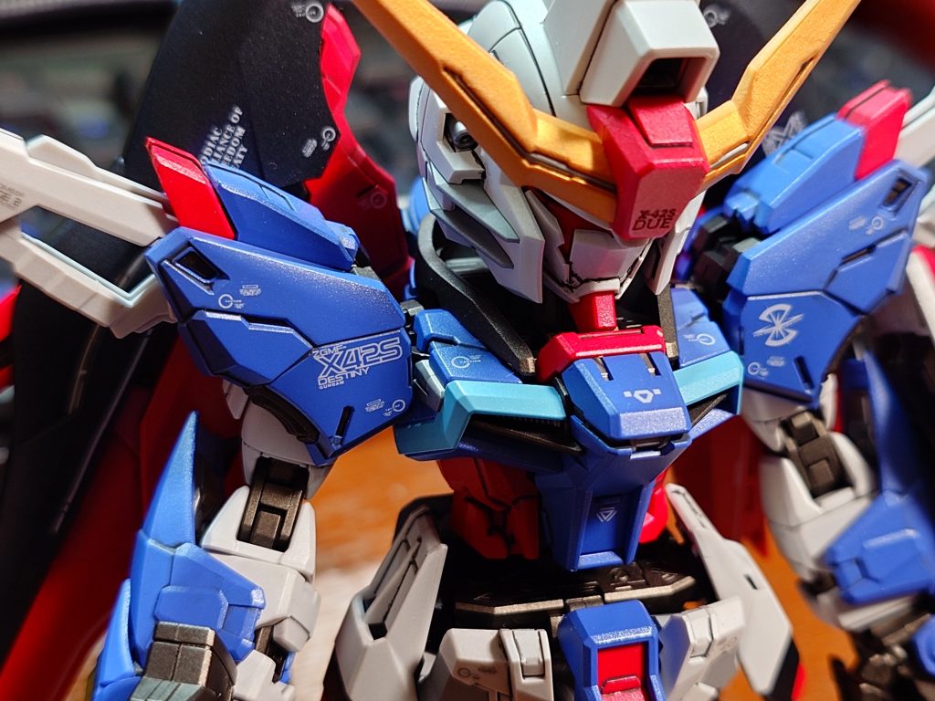 写真だと、パール塗装がわかりにくいですね…