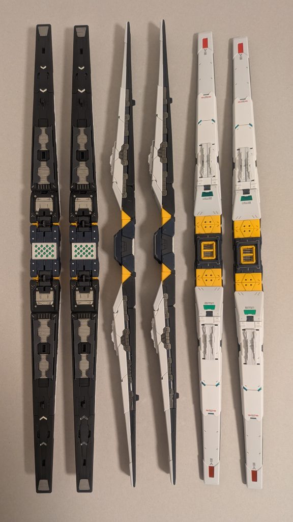 作品名：PGU νガンダム　ファンネル完成<p>1番苦労するであろうファンネルから作成 ペンと筆で部分塗装、スミ入れ、デカール、つや消ししてます こんなデカいの背負うヤツを今から作るのか…！</p>
