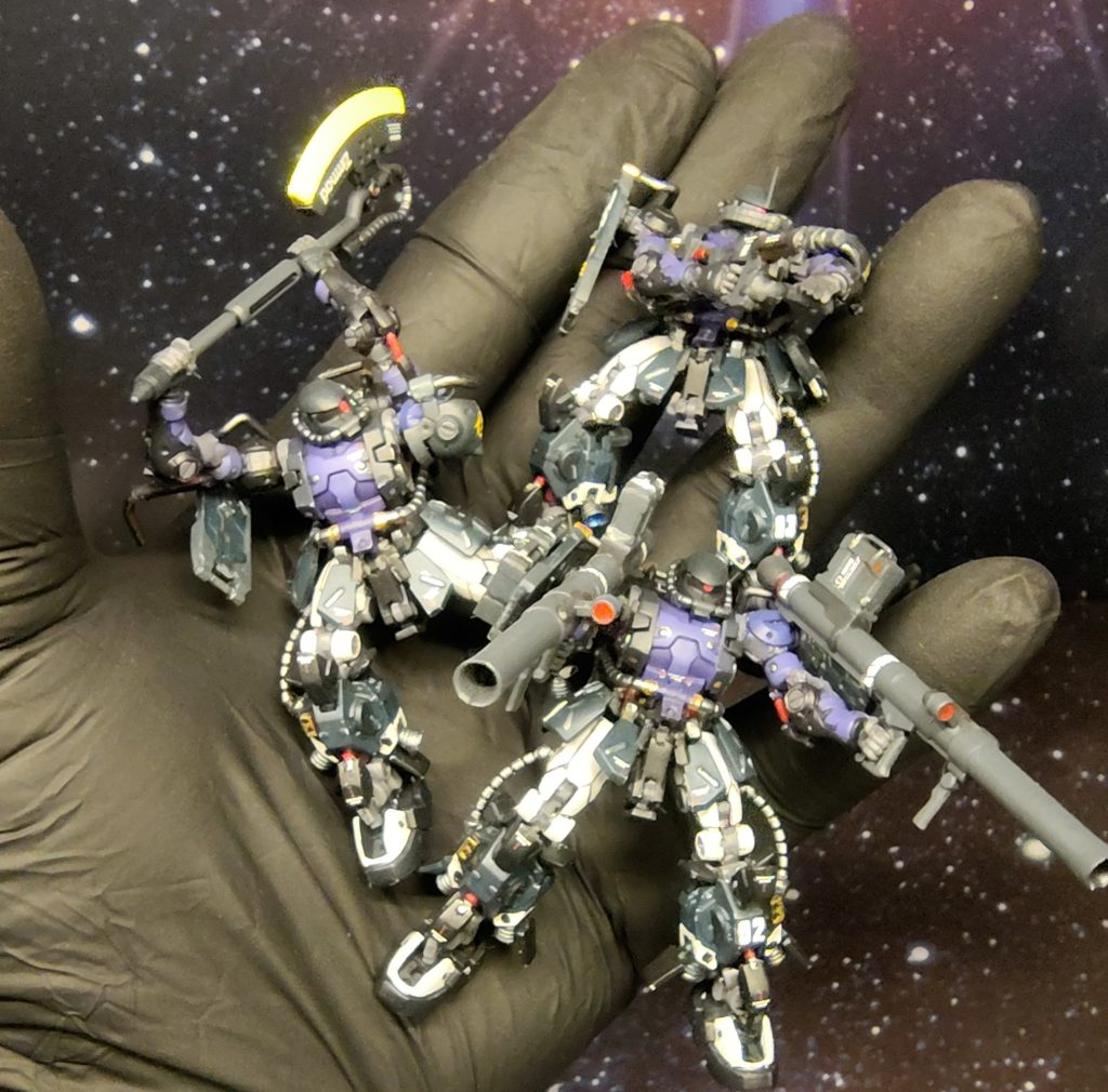 アーティファクトの中でもこの高機動型ザクIIは特に細かい造形だったと思います!かっこいい(zaku-kao5)