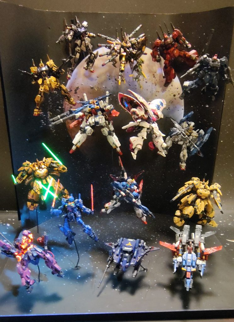 最後に全体で。某模型店のコンテストにも出させていただいた際に、とても名誉な賞をいただくことができた作品です(gundam-kao6)最後まで見ていただきありがとうございます！！