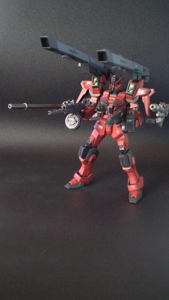 武装をフル展開したところです。イメージはヘビーアームズの全弾発射とフリーダムのフルバーストを足して2で割った感じでお願いします。