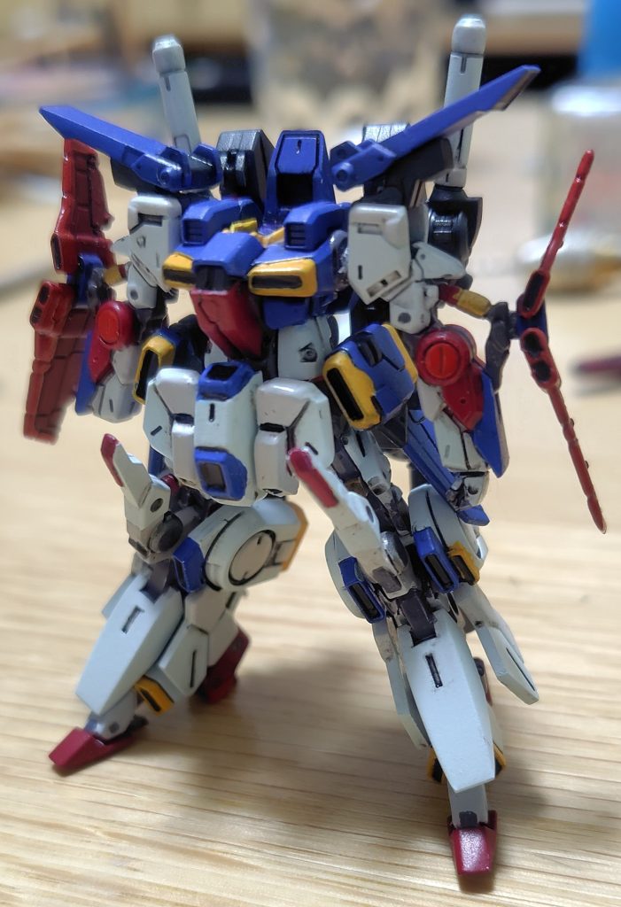 ポーズを付ける前の、接着なしの仮組み状態。&nbsp;