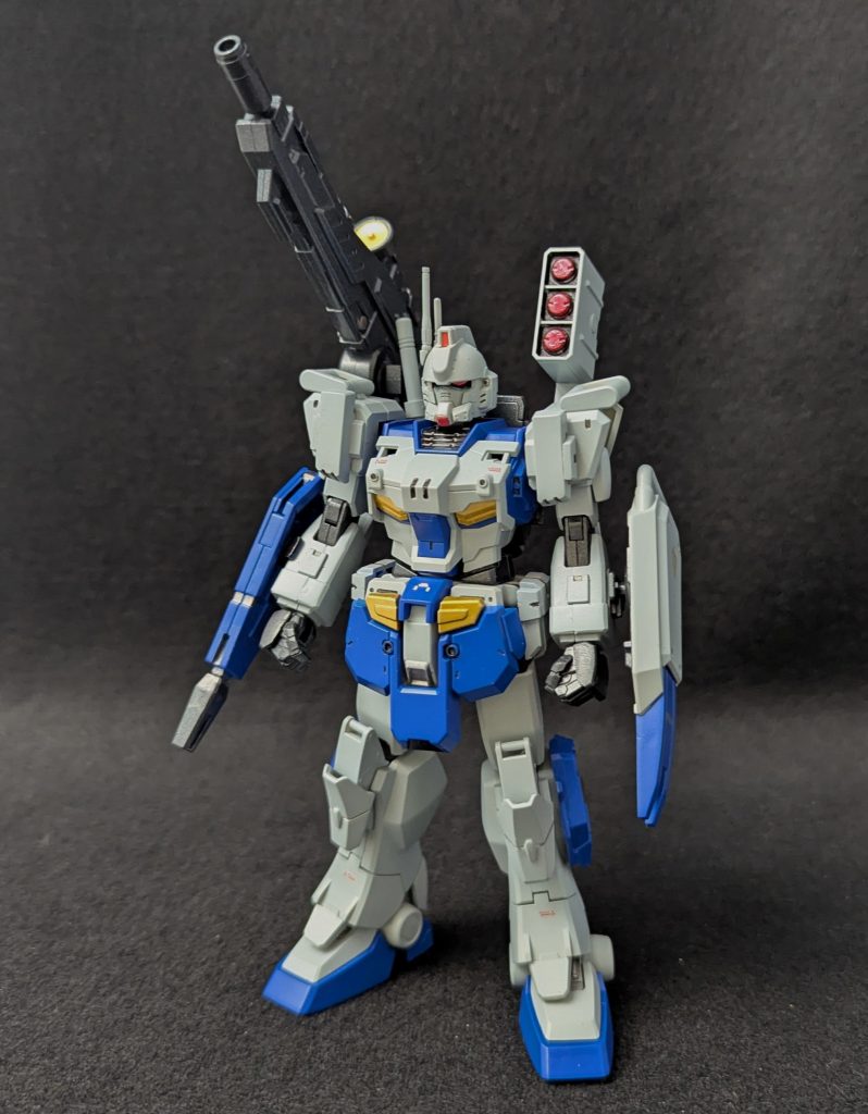 中の人ことEz-FAREz8のジェネレーターを換装し大火力、重装甲化にリファインしたMS単体でも高い性能を持つ