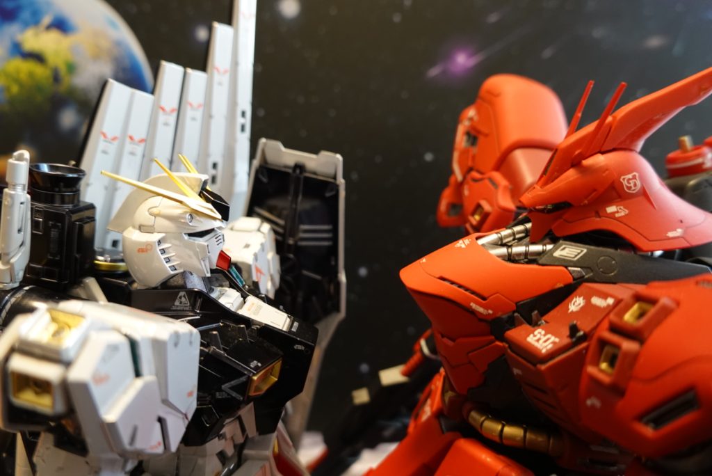 【MG】RX-93 νガンダム Ver.ka 1/100 チタニウムフィニッシュと、、、おまけでちっちゃいやつ–8枚目/制作者：camarotto