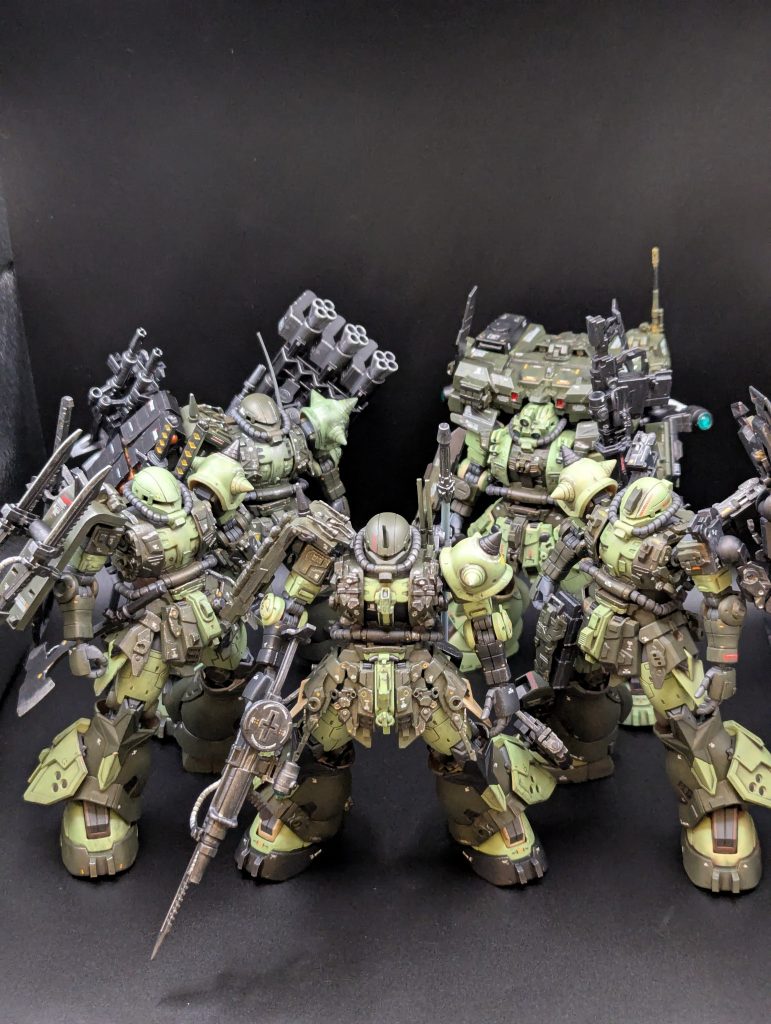 ノーザンクロス隊集結!各機共通で、つま先とフロントアーマー下のパーツをプラ材で揃えました。