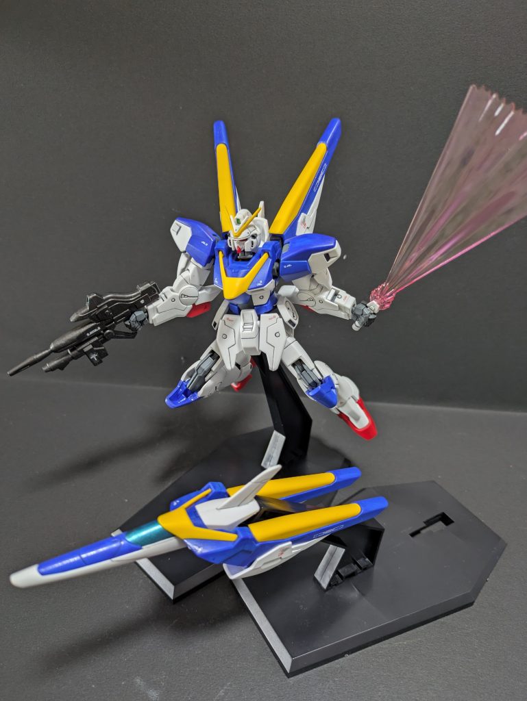 Ｖガンダム同様、付属品も充実しています