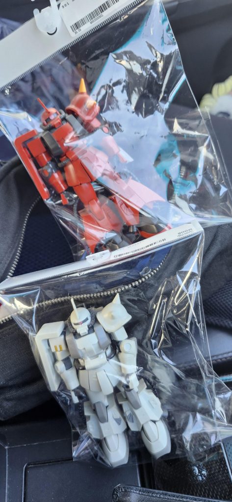 作品名：僥倖<p>ジャンクを買い叩き 知見を得るために教本を買う 時として電子世界以外からも教養を得たい</p>
