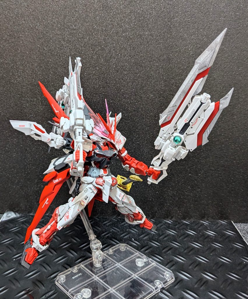 ガンダムアストレイレッドドラゴン–3枚目/制作者：@Ymarl1