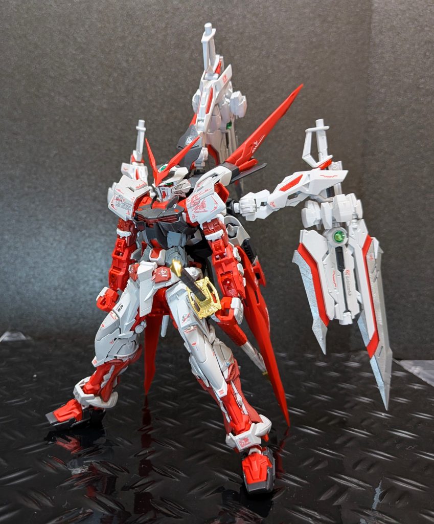 ガンダムアストレイレッドドラゴン–3枚目/制作者：@Ymarl1