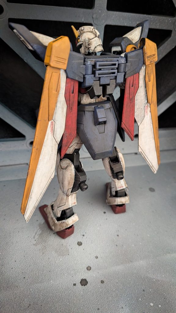 エンドレスワルツのゼロと比べるとスッキリしすぎに感じる背中