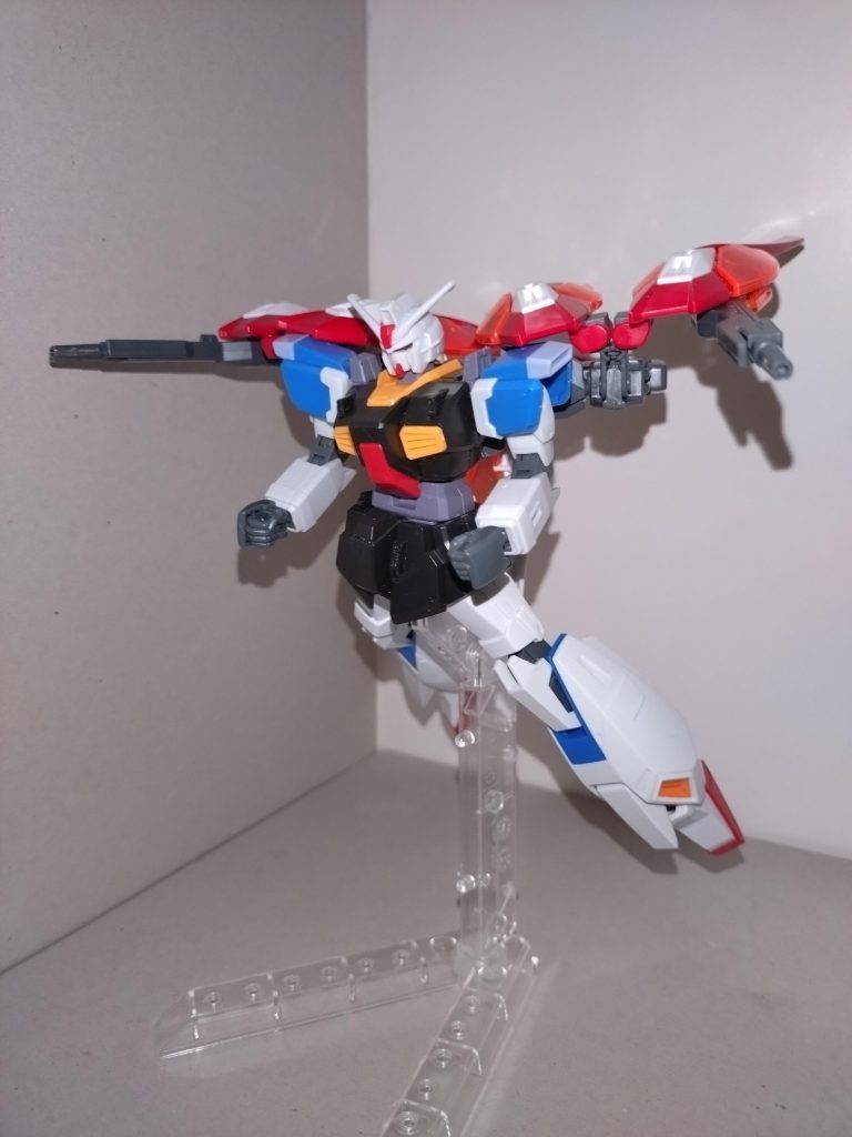 【武装】こころ「まずはツインバスターライフルだ。背部のウイングバインダーにマウントしたまま使えるぞ」