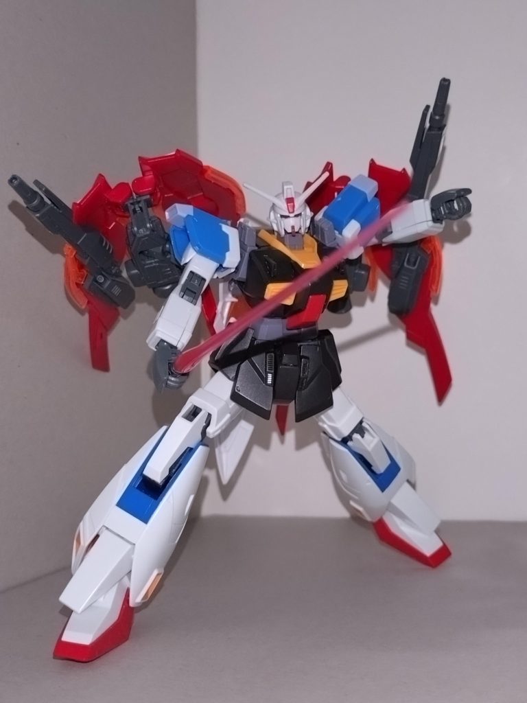 こころ「次にビームサーベル。使わないときは腰アーマーにマウントするが、ガンプラでは再現できん」