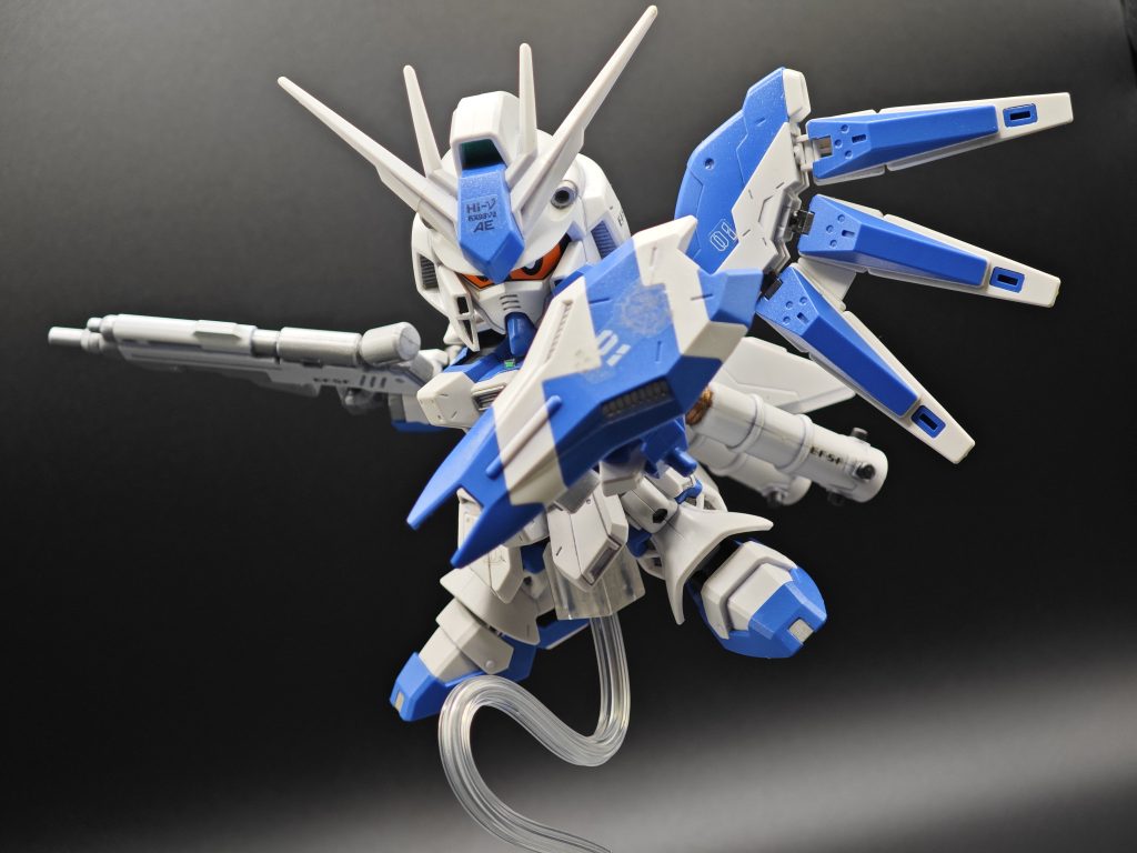 リアル系も良いですがこの頃のリアル系SDはかっこよさと可愛さの両立が絶妙でかなり好き、SDEXスタンダードは低価格なのはいいけど簡略化されすぎなんである意味手軽じゃ無いのでこのクオリティのSDももっと出して頂きたい…。