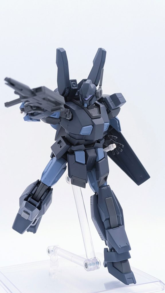 ビームライフル。通常よりもやや小型。取り回し重視の対MS用装備。