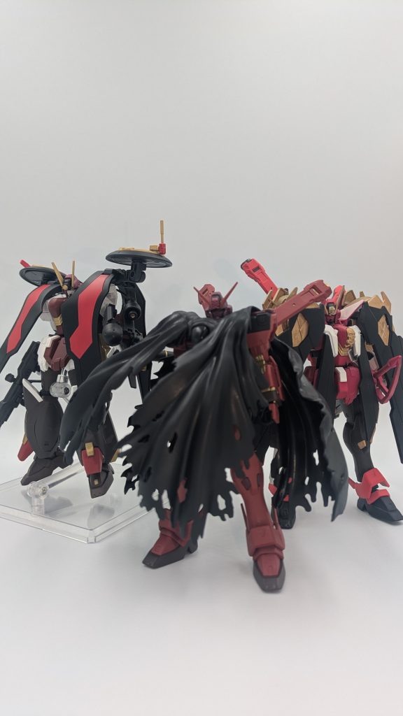 これまで作った通常衣装イメージのクロスボーンガンダムX0と一緒に。技術は上がっていると思いたい…。X0フルクロス→https://gumpla.jp/hg/1554827ミキシング版X0→https://gumpla.jp/hg/2117501