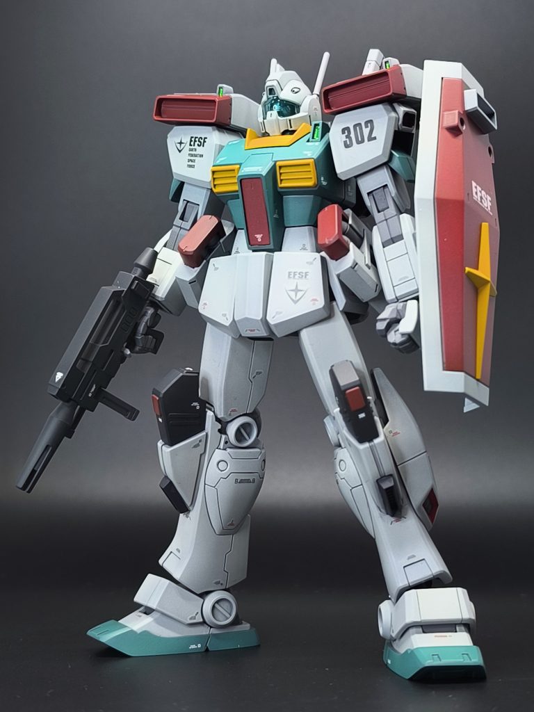 去年製作したジムIIと同じプロポーション改修したのみ。