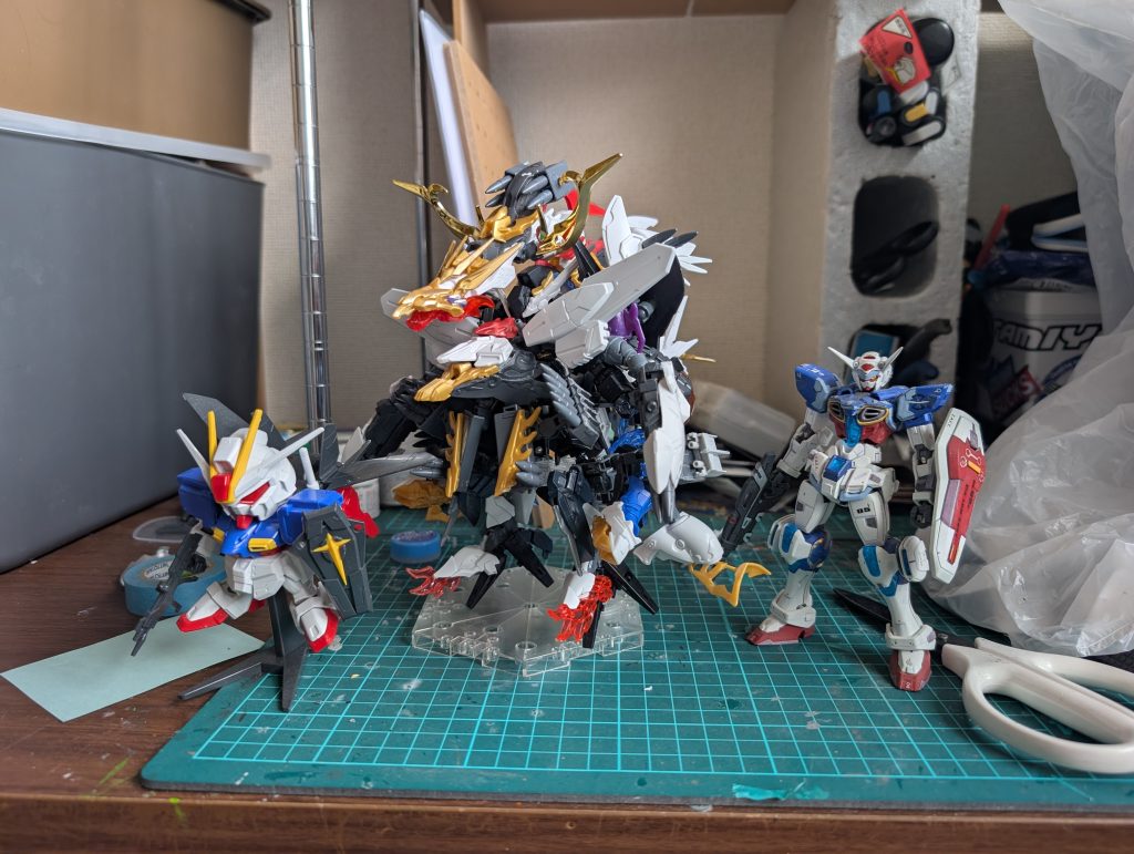 ちなみに過去作の蚕骸魔王よりデカくシリーズと比べるとたぶんMGぐらいです