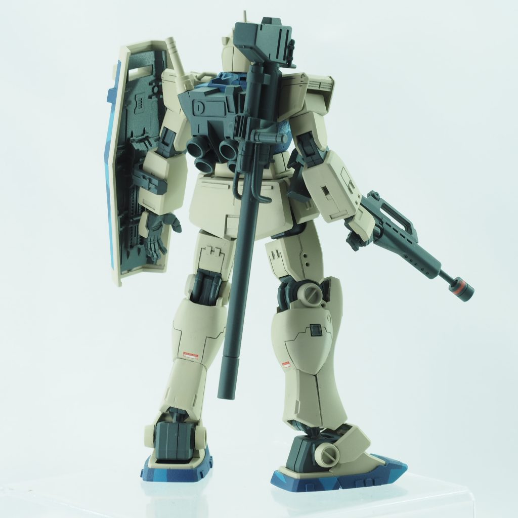 ジムⅢの開発・配備までの穴埋めとして、ジムⅡにマイナーチェンジを施した機体。主に地上軍の基地守備隊やジオン残党勢力への遊撃部隊として運用された。