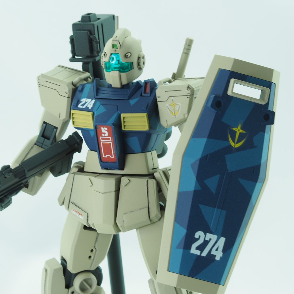 調色失敗からの陸戦装備の雄こと(？)ますらおさんのアドバイスで初の迷彩塗装にチャレンジしました！こんなもんでしょうか？？純粋な迷彩効果よりも、わかりやすい部隊カラーといったイメージですかね。おもちゃ感がなくなりスタイリッシュになりました。