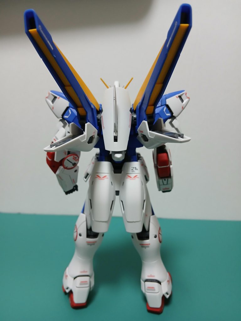 カトキV2ガンダム–5枚目/制作者：aki