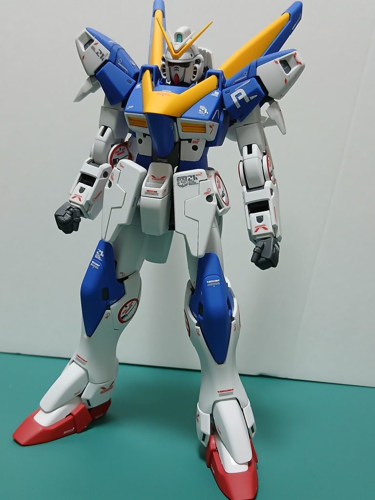 カトキV2ガンダム–2枚目/制作者：aki