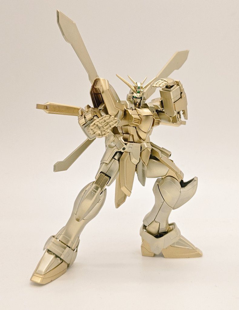 HGACゴッドガンダム（金塗装）–2枚目/制作者：【侍モデリング部】ユッキー