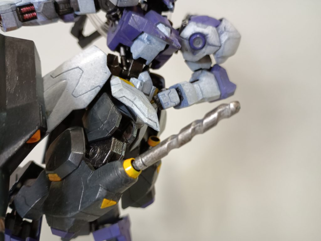 キットにはヒザドリルとドリルランスが付いてきました。殺意マシマシ♡