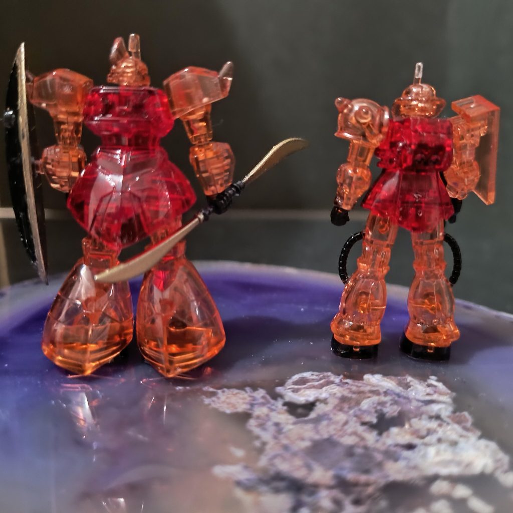 借りぐらしのガンプラエッティ(zaku-kao5)