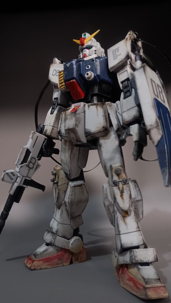 機体は、投稿済みのサンダース機を改修。アンテナカラーを黄色に、デカール貼付など。