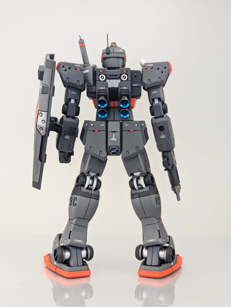 まずはぐるりと4面カラーは愛車を元に、グレーにワンポイントでオレンジを入れてます。白要素は無いのですが、グレーだけでは味気ないので白もワンポイントで入れてます。