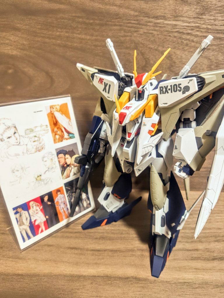 とか何とか言いつつ、今度はここまで。このクスィーよりさらに大きなペーネロペー、どうなするの？、買うの？、買わないの？、「次の給料で考えましょう」それこそナイチンゲールよりは安いですし。あちらも白メイン、どちらもヒロイックなカラーリングなんで、本当アナハイムは恐ろしい。こちらがベージュを加えたんで、向こうはシルバーにしようかな、何か一色足したいですからね。それではまた次回お会いしましょう、ありがとうございました。ではまた。