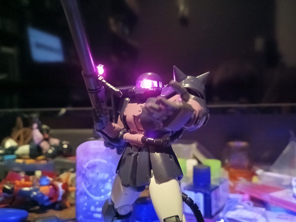 MG ザクⅡ黒い三連星仕様 LED組込み–4枚目/制作者：福田　義康