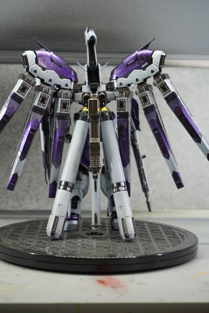 RG Hi-νガンダム　チタニウムフィニッシュ風–3枚目/制作者：@tanaks3183