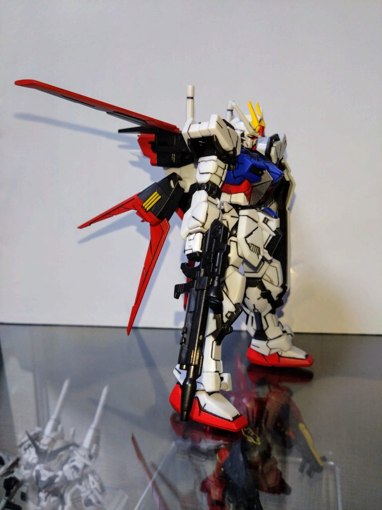 Gフレーム エールストライクガンダム–9枚目/制作者:基本筆塗り部分塗装仕様