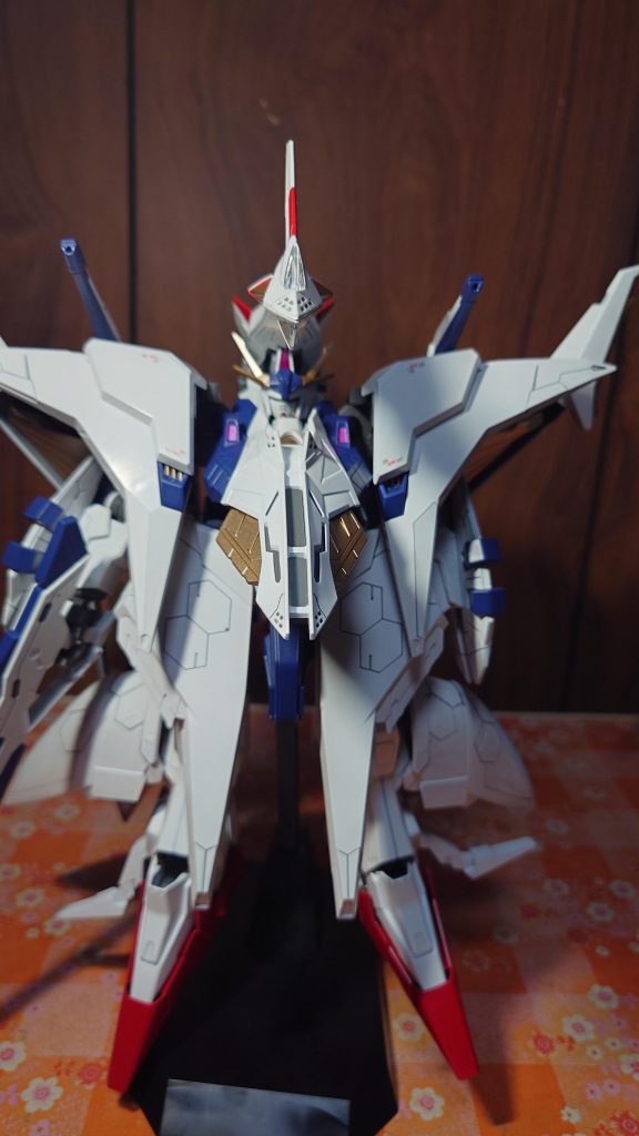 ペーネロペー正面全体像