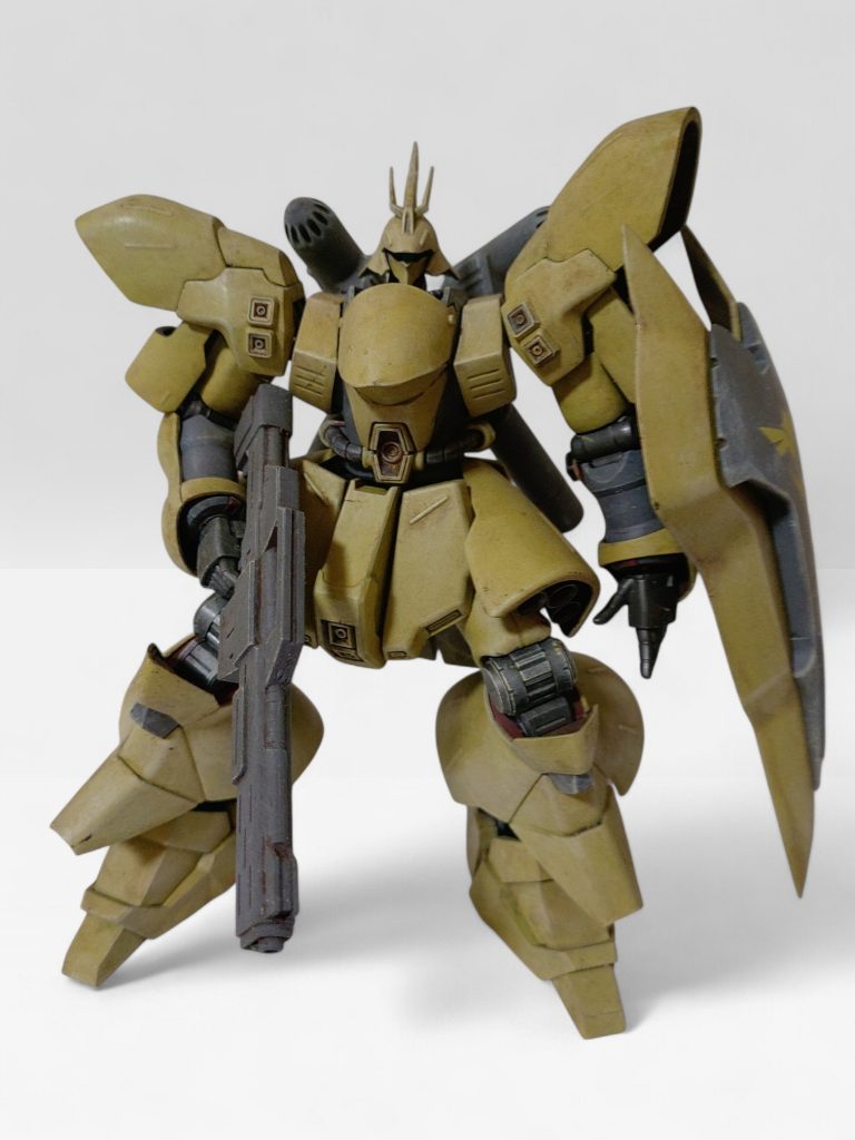 陸戦型サザビー–2枚目/制作者：たんたんタヌキチ