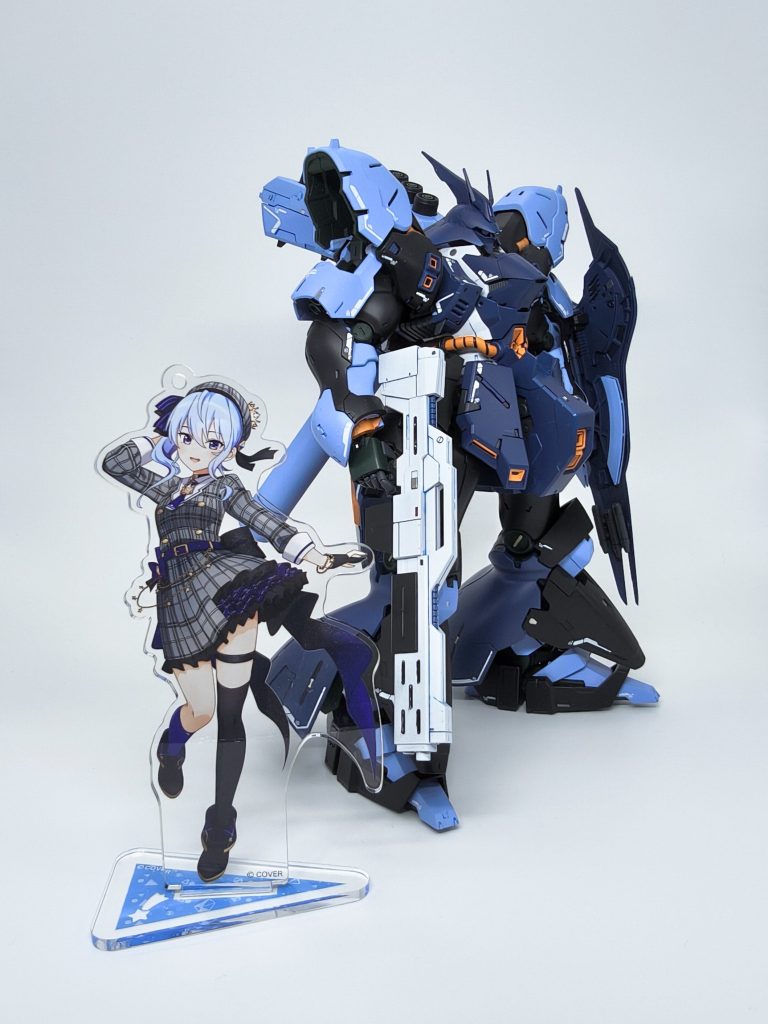 RGサザビー(星街すいせい専用コラボカラー)–4枚目/制作者：LEN