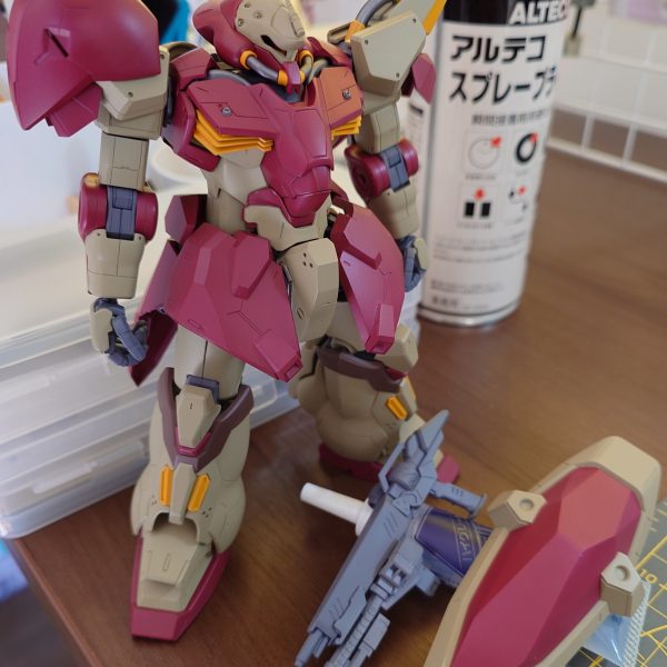 重い腰がようやく上がって塗り始めました。なんとかそれっぽい色があったので調色無しです！（4枚目）