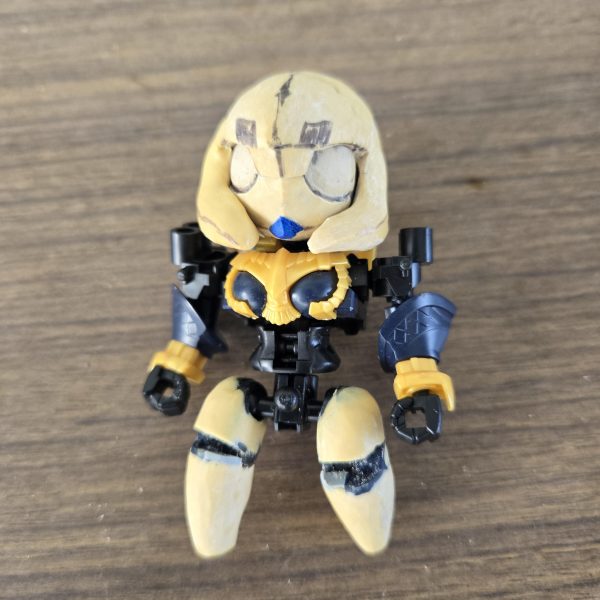 クレオパトラキュベレイが手に入ったので過去に投稿した侍従騎士ウーンドウォートをまた作ろうと思いますウーンドウォート味を少しでも出す為に今回は本家の設定どおりバルカンポッドをメイドカチューシャに着けたりしてみます（2枚目）