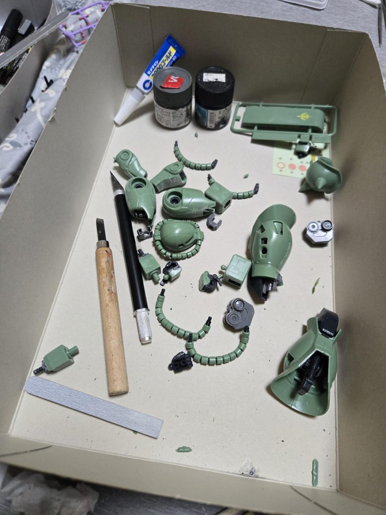 ゼロから始めるガンプラ生活35体目–2枚目/制作者：英吉