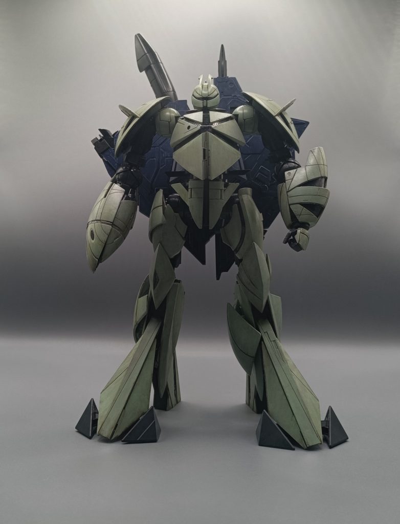 工作は特に何もせず、ゲート処理して合わせ目消しも全然しなくてこの完成度!キットの出来が良いですね