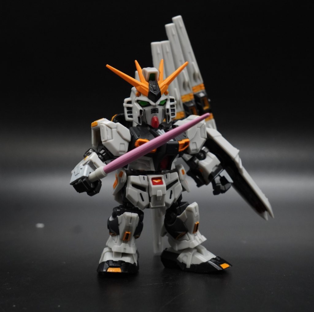 ビームサーベルは塗装済みでした。